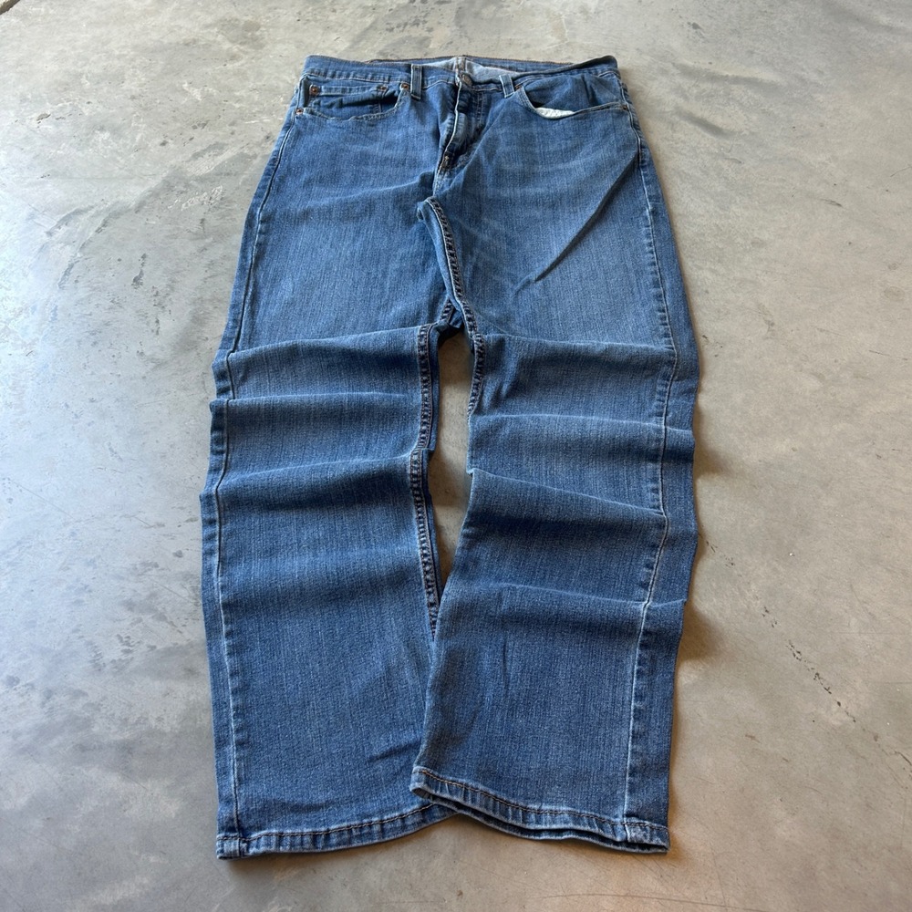 Levis 514 Straight Fit Mens Blue Denim Jeans 32x31 Medium Wash j544
